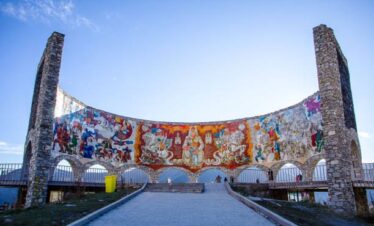 Tour to Ananuri, Gudauri & Kazbegi