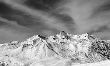 Tour to Ananuri, Gudauri & Kazbegi