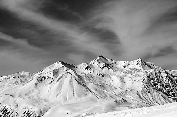 Tour to Ananuri, Gudauri & Kazbegi